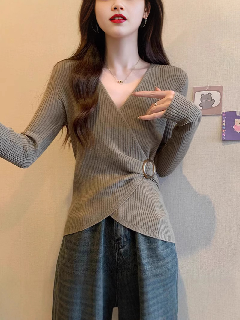 Thin V-neck Slim-fit - Image 2