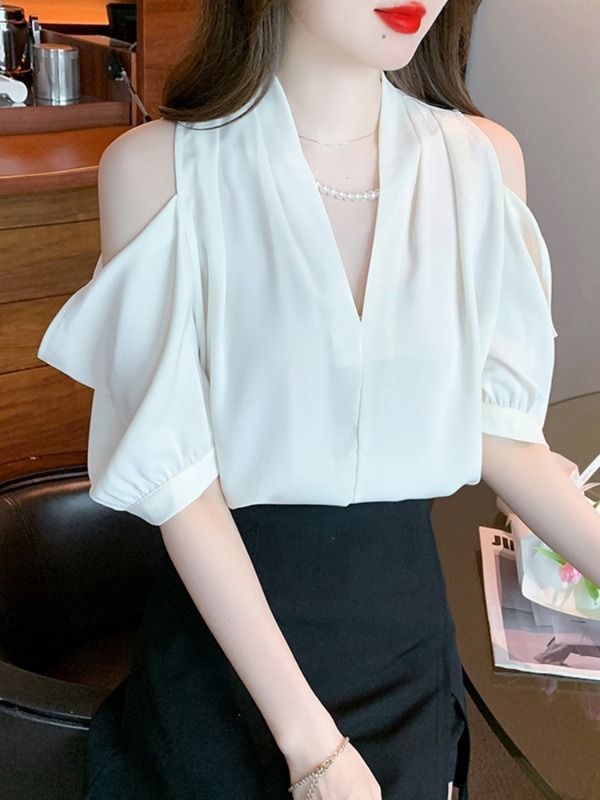 V-Neck Shoulder Shirt - Image 2