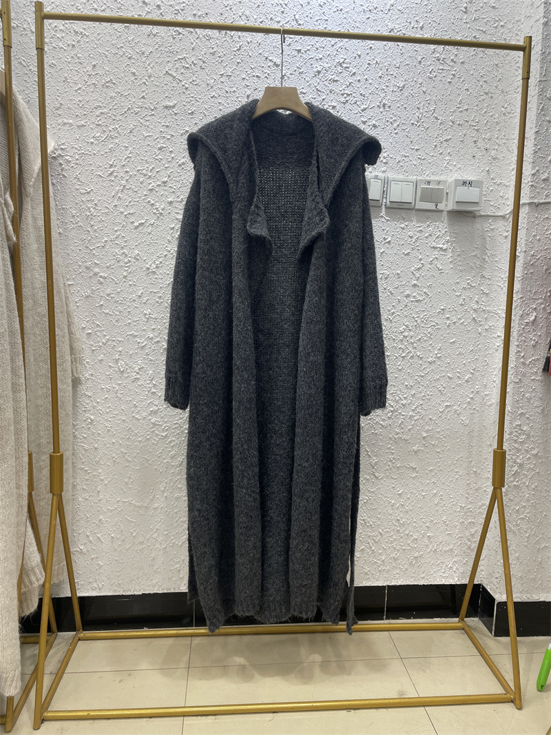 Lazy Style 2025 Autumn and Winter New Korean Style Long Elegant Knitted Cardigan Sweater Women's Long Design Outer Wear - Image 5