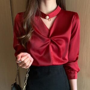 Age-Reducing Long Shirt