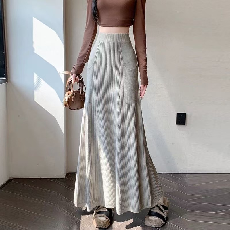 Versatile Knit A-Line Skirt - Image 4