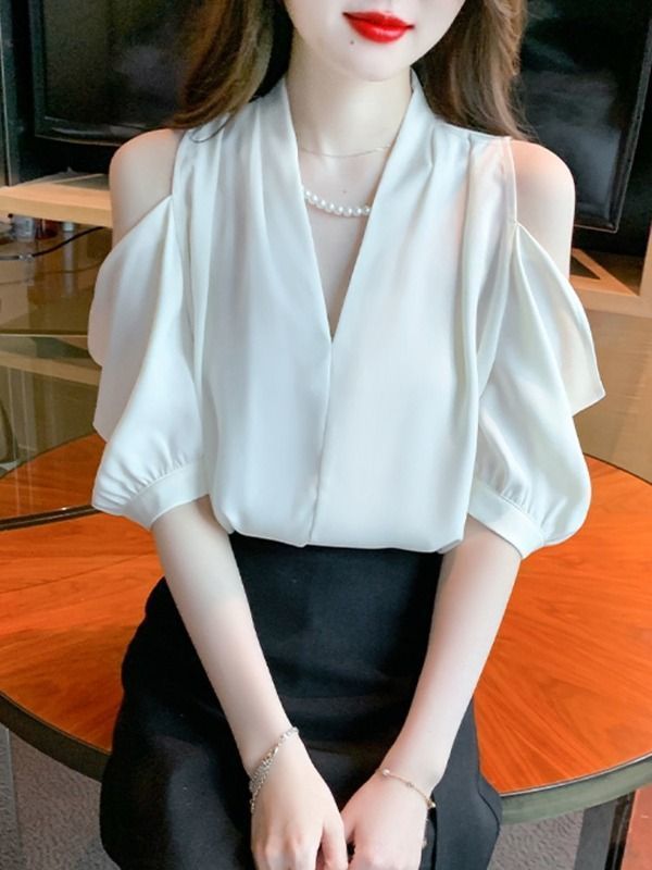 V-Neck Shoulder Shirt - Image 5